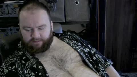 Snapshot of irishdaddy24 chatting on 12-23-24, 12:30 twitter theirishman205 online show from 12-23-24, 12:30