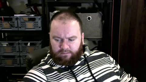 Snapshot of irishdaddy24 chatting on 12-23-24, 05:43 twitter theirishman205 online show from 12-23-24, 05:43