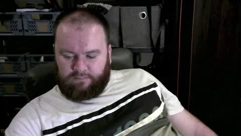 Snapshot of irishdaddy24 chatting on 12-24-24, 09:00 twitter theirishman205 online show from 12-24-24, 09:00