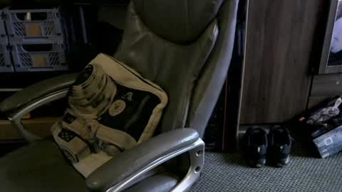 Snapshot of irishdaddy24 chatting on 12-28-24, 01:17 twitter theirishman205 online show from 12-28-24, 01:17