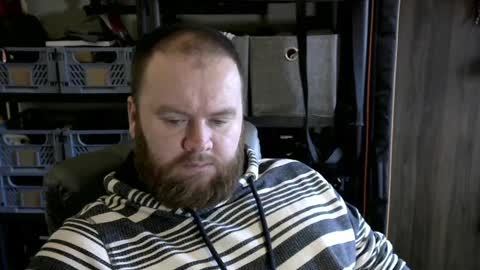 Snapshot of irishdaddy24 chatting on 12-29-24, 01:28 twitter theirishman205 online show from 12-29-24, 01:28