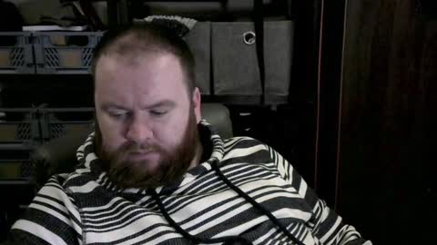 Snapshot of irishdaddy24 chatting on 12-29-24, 10:03 twitter theirishman205 online show from 12-29-24, 10:03