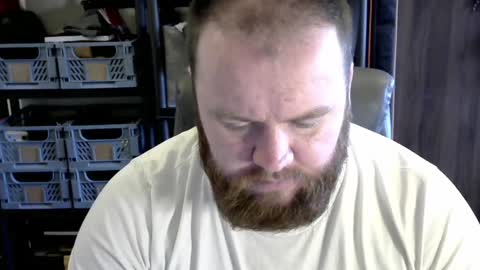 Snapshot of irishdaddy24 chatting on 12-30-24, 03:24 twitter theirishman205 online show from 12-30-24, 03:24