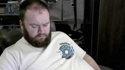 Snapshot of irishdaddy24 chatting on 01-08-25, 04:44 twitter theirishman205 online show from 01-08-25, 04:44