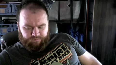 Snapshot of irishdaddy24 chatting on 01-11-25, 01:01 twitter theirishman205 online show from 01-11-25, 01:01