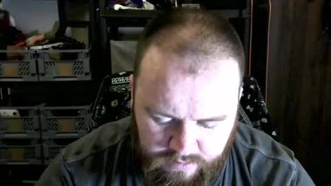 Snapshot of irishdaddy24 chatting on 02-13-25, 05:01 twitter theirishman205 online show from 02-13-25, 05:01