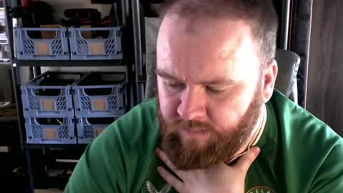 Snapshot of irishdaddy24 chatting on 02-21-25, 01:22 twitter theirishman205 online show from 02-21-25, 01:22