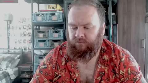 Snapshot of irishdaddy24 chatting on 09-15-25, 10:26 twitter theirishman205 online show from 09-15-25, 10:26