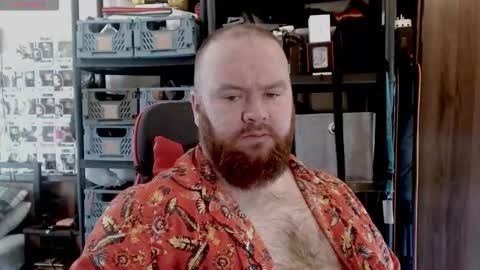 Snapshot of irishdaddy24 chatting on 09-17-25, 12:51 twitter theirishman205 online show from 09-17-25, 12:51