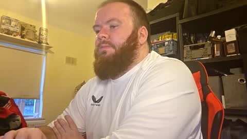 Snapshot of irishdaddy24 chatting on 10-14-25, 05:14 twitter theirishman205 online show from 10-14-25, 05:14