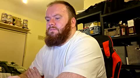 Snapshot of irishdaddy24 chatting on 10-17-25, 05:59 twitter theirishman205 online show from 10-17-25, 05:59