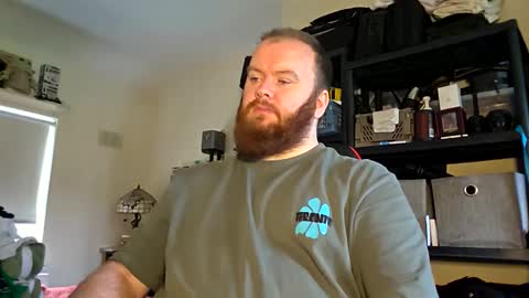 Snapshot of irishdaddy24 chatting on 10-26-25, 11:16 twitter theirishman205 online show from 10-26-25, 11:16