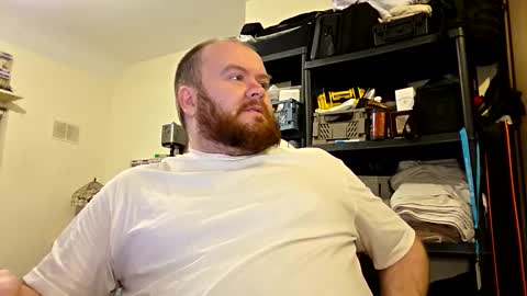 Snapshot of irishdaddy24 chatting on 11-24-25, 05:34 twitter theirishman205 online show from 11-24-25, 05:34