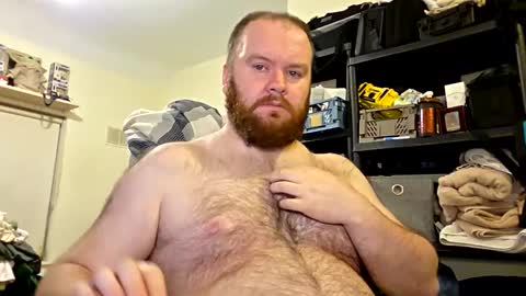 Snapshot of irishdaddy24 chatting on 12-05-25, 06:15 twitter theirishman205 online show from 12-05-25, 06:15