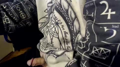 Irishdude2483 online show from 01-11-25, 01:48