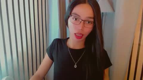 IRISH AND TRIXIE online show from 03-28-26, 02:33