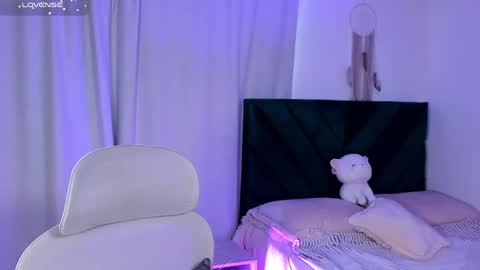 Snapshot of irismoira chatting on 04-28-26, 11:37 Iris Moira online show from 04-28-26, 11:37