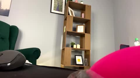 Maria online show from 01-22-25, 04:34