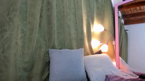 iris online show from 03-03-25, 01:31