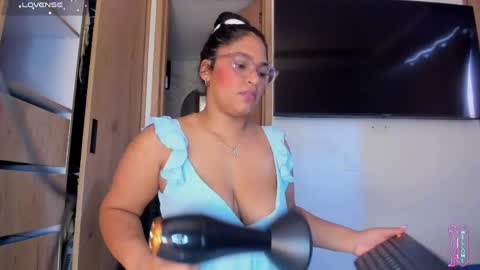 Snapshot of iriss_25 chatting on 05-18-26, 01:39 iris online show from 05-18-26, 01:39