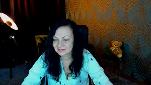 Snapshot of irissmoon1 chatting on 05-31-26, 05:31 Iris online show from 05-31-26, 05:31