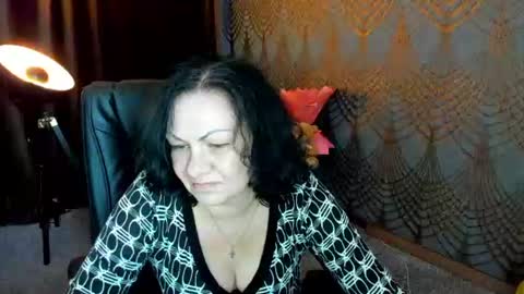 Snapshot of irissmoon1 chatting on 06-08-26, 05:41 Iris online show from 06-08-26, 05:41