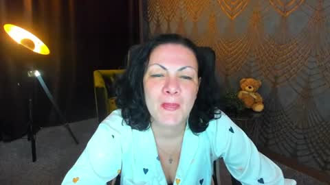 Snapshot of irissmoon1 chatting on 06-14-26, 02:24 Iris online show from 06-14-26, 02:24
