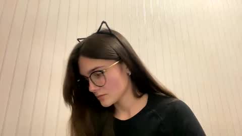 irisss31 online show from 12-16-24, 06:16