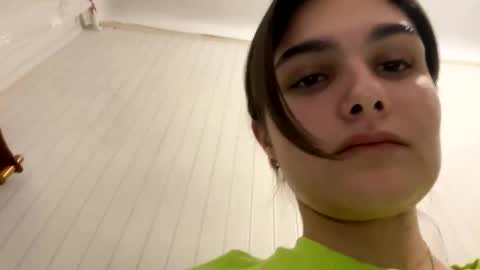 irisss31 online show from 12-17-24, 04:43