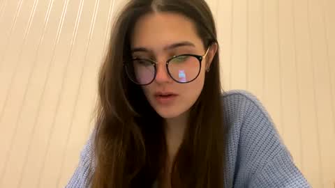 irisss31 online show from 03-07-25, 06:33