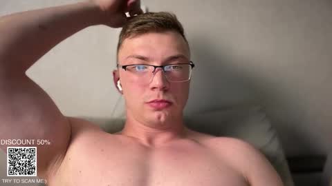 Snapshot of iron__chapman chatting on 11-20-25, 12:11 Iron online show from 11-20-25, 12:11