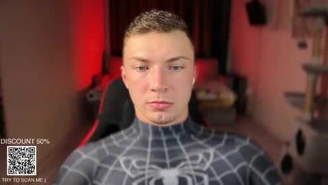 Snapshot of iron__chapman chatting on 11-25-25, 10:54 Iron online show from 11-25-25, 10:54