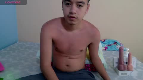 Snapshot of irondante01 chatting on 06-01-26, 12:07 irondante01 online show from 06-01-26, 12:07