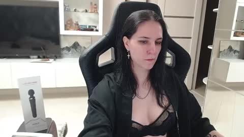 Irwi Tomboy online show from 03-09-25, 09:14