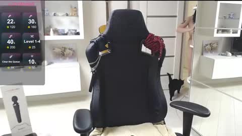 Irwi Tomboy online show from 10-09-25, 07:23