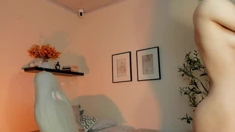 isa_____ online show from 04-29-26, 06:39