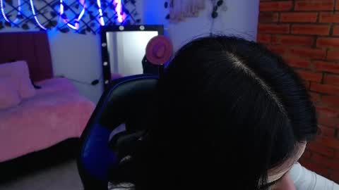 isabela online show from 09-16-25, 03:29