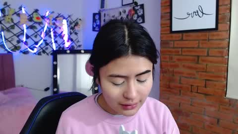 isabela online show from 09-19-25, 03:30