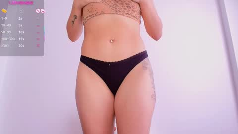 Snapshot of isa_laurentt chatting on 02-11-25, 03:08 Isabella Laurentt online show from 02-11-25, 03:08