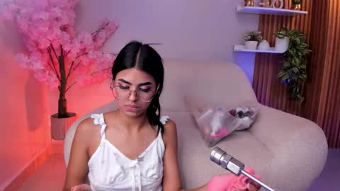    online show from 11-30-25, 03:49