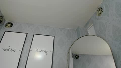 Snapshot of isa_little4u chatting on 05-28-26, 10:12 online show from 05-28-26, 10:12