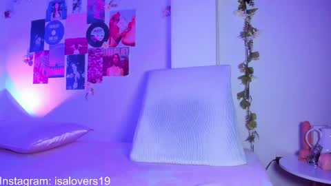 ISA LOVERS online show from 04-19-26, 08:02