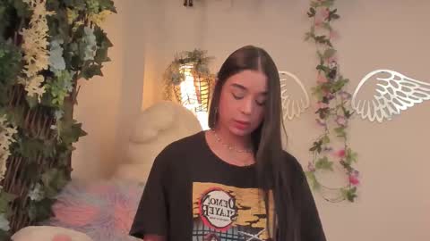 Snapshot of isa_nixon chatting on 09-22-25, 10:56 Isabella online show from 09-22-25, 10:56