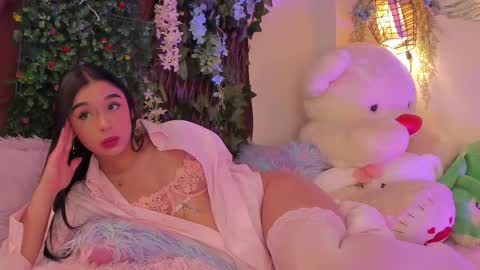 Snapshot of isa_nixon chatting on 09-26-25, 04:55 Isabella online show from 09-26-25, 04:55