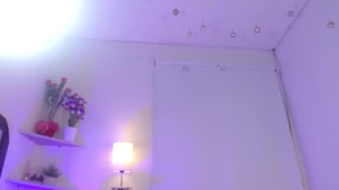 Snapshot of isa_taylorr_ chatting on 11-24-25, 12:16 Isabel online show from 11-24-25, 12:16