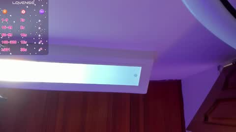 Snapshot of isa_vel chatting on 12-20-25, 07:43 isa_vel online show from 12-20-25, 07:43