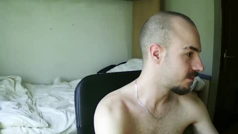 Isaac99c online show from 10-05-25, 01:31