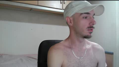 Isaac99c online show from 05-06-26, 10:48