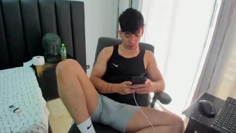 isaac_cryston online show from 02-04-25, 05:34