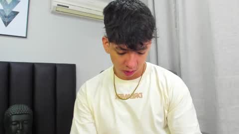 isaac_cryston online show from 02-10-25, 01:01